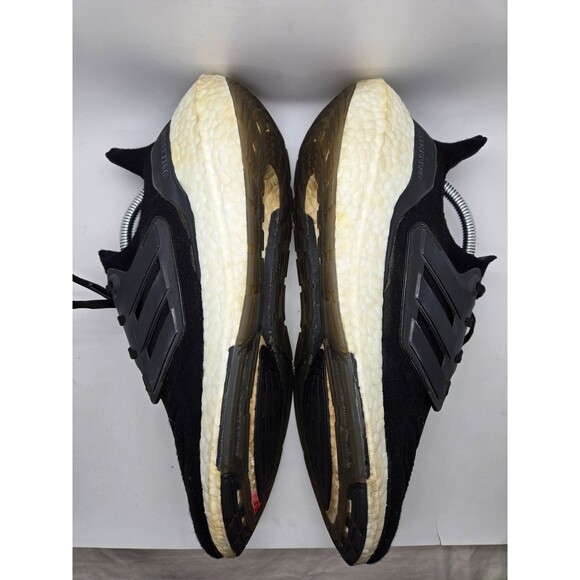 adidas ULTRABOOST 22 Shoes Men’s 10 Black Road Running Athletic Workout Sneakers